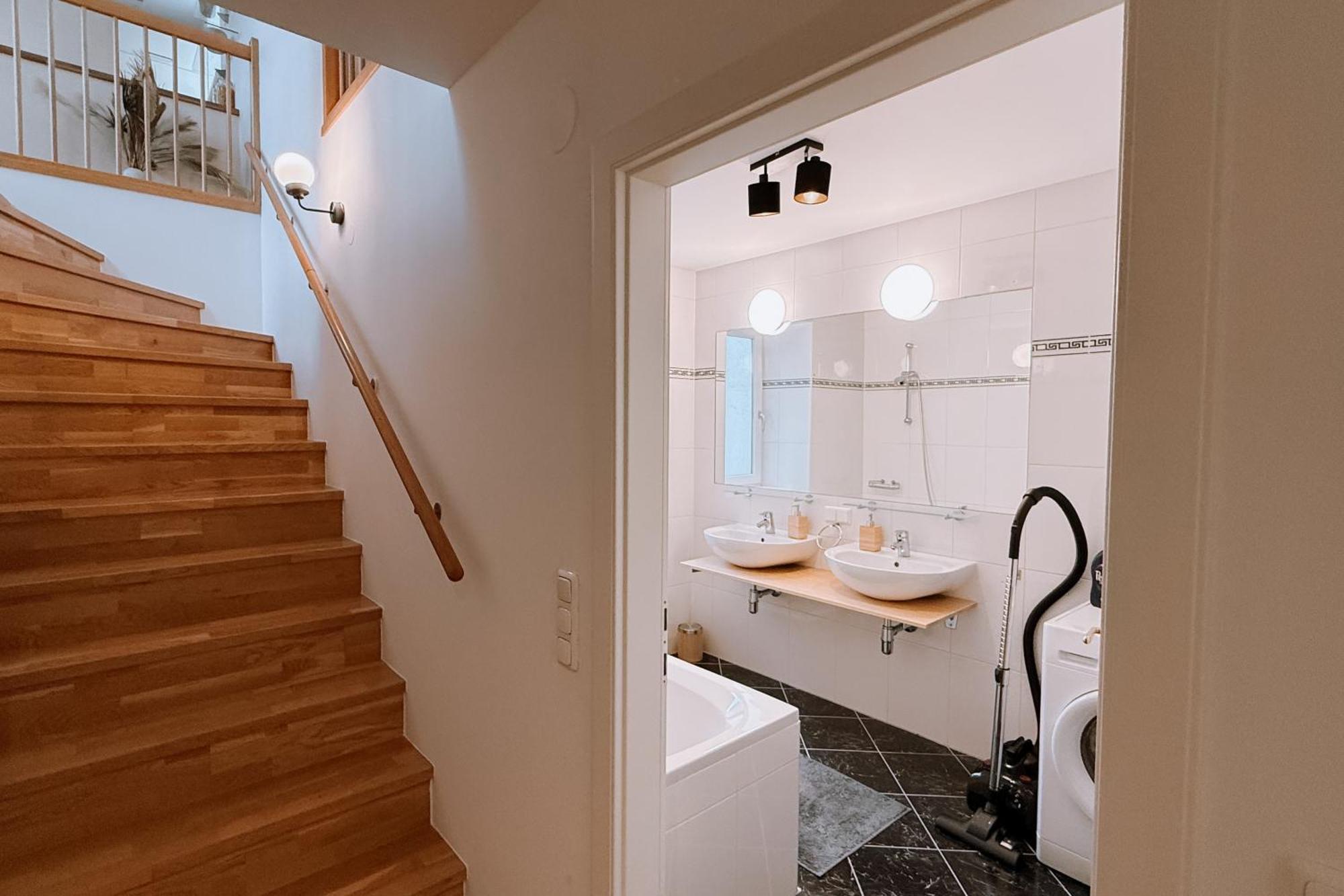 90Qm, 3 Bedrooms, Near Schoenbrunn, Balcony - Axara Housing Viyana Dış mekan fotoğraf