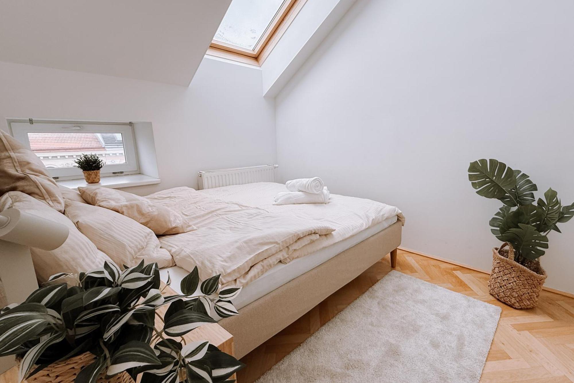 90Qm, 3 Bedrooms, Near Schoenbrunn, Balcony - Axara Housing Viyana Dış mekan fotoğraf